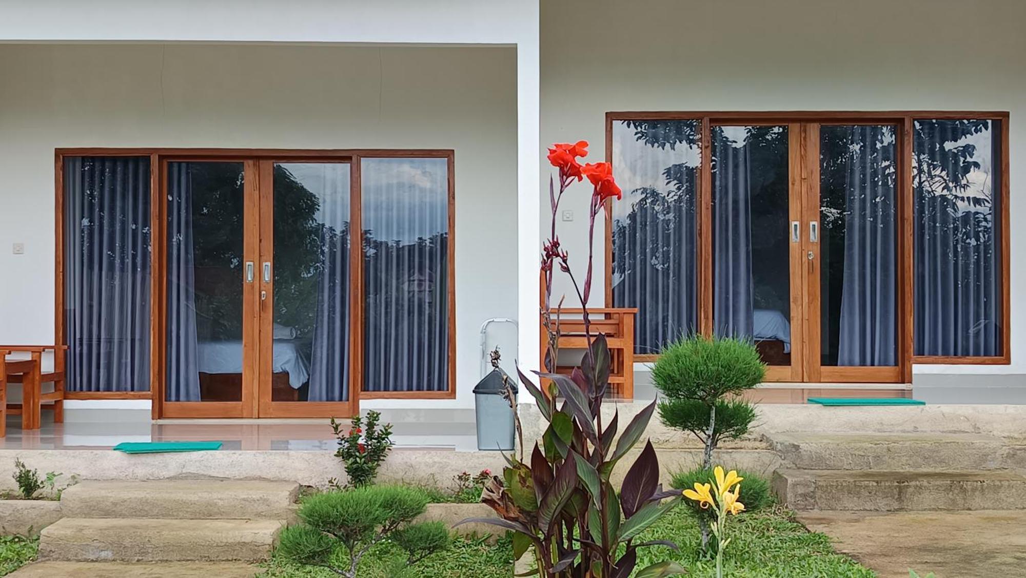 Embun Rinjani Homestay Senaru Exterior photo